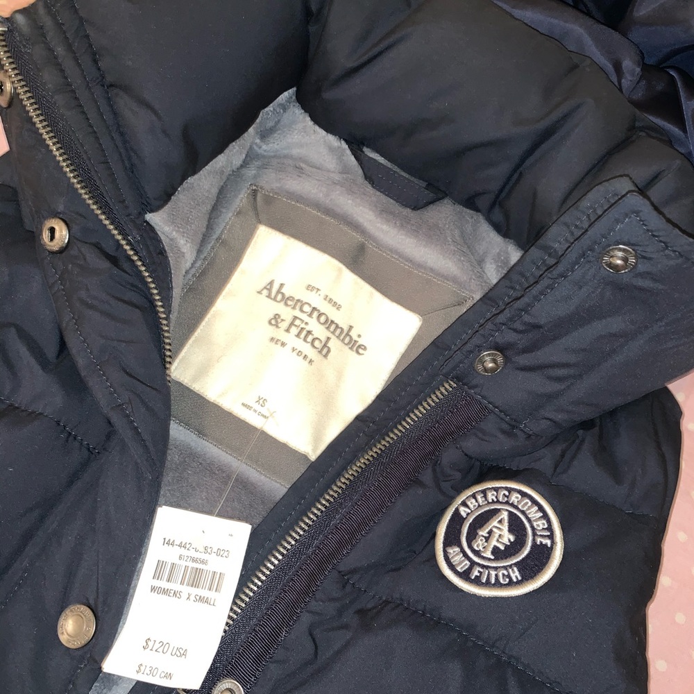 Abercrombie & Fitch Hooded Vest